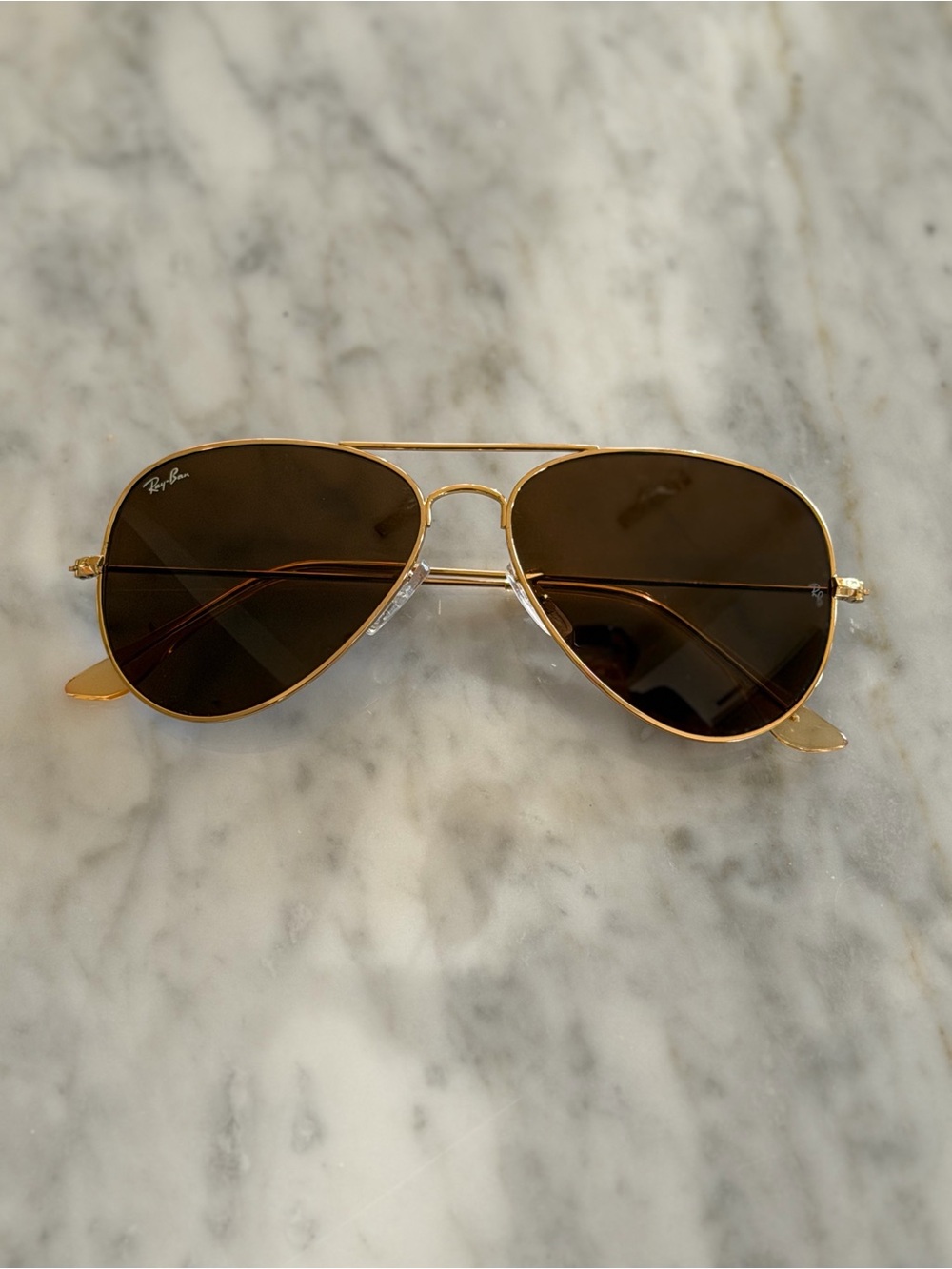 Ray-Ban Classic Gold Aviator Sunglasses (RB3025)